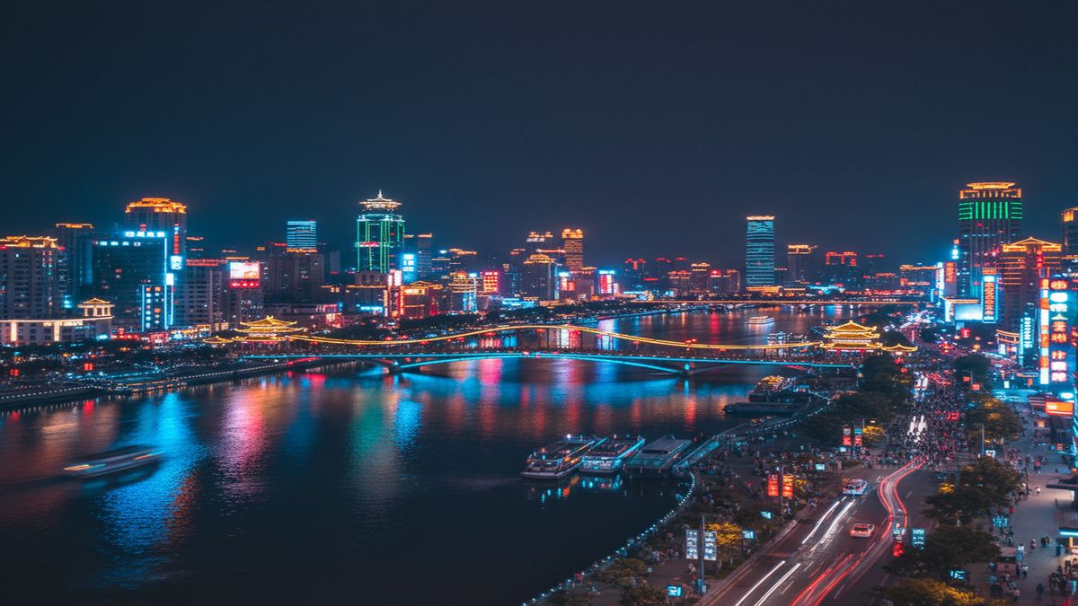 Il turismo notturno in Cina: quando la città non dorme mai